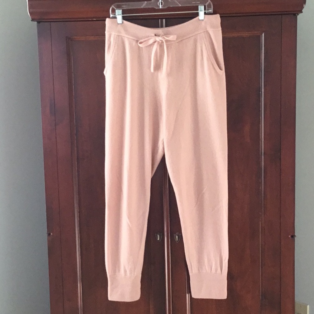NWOT 100% Cashmere Joggers in Rose Pink, Size L